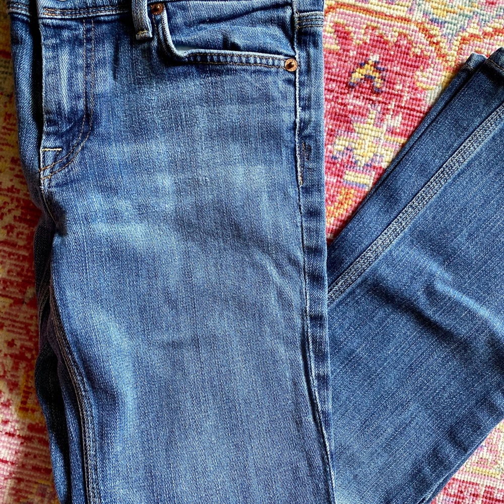 7 For All Mankind Cropped Jeans - Picture 3 of 5